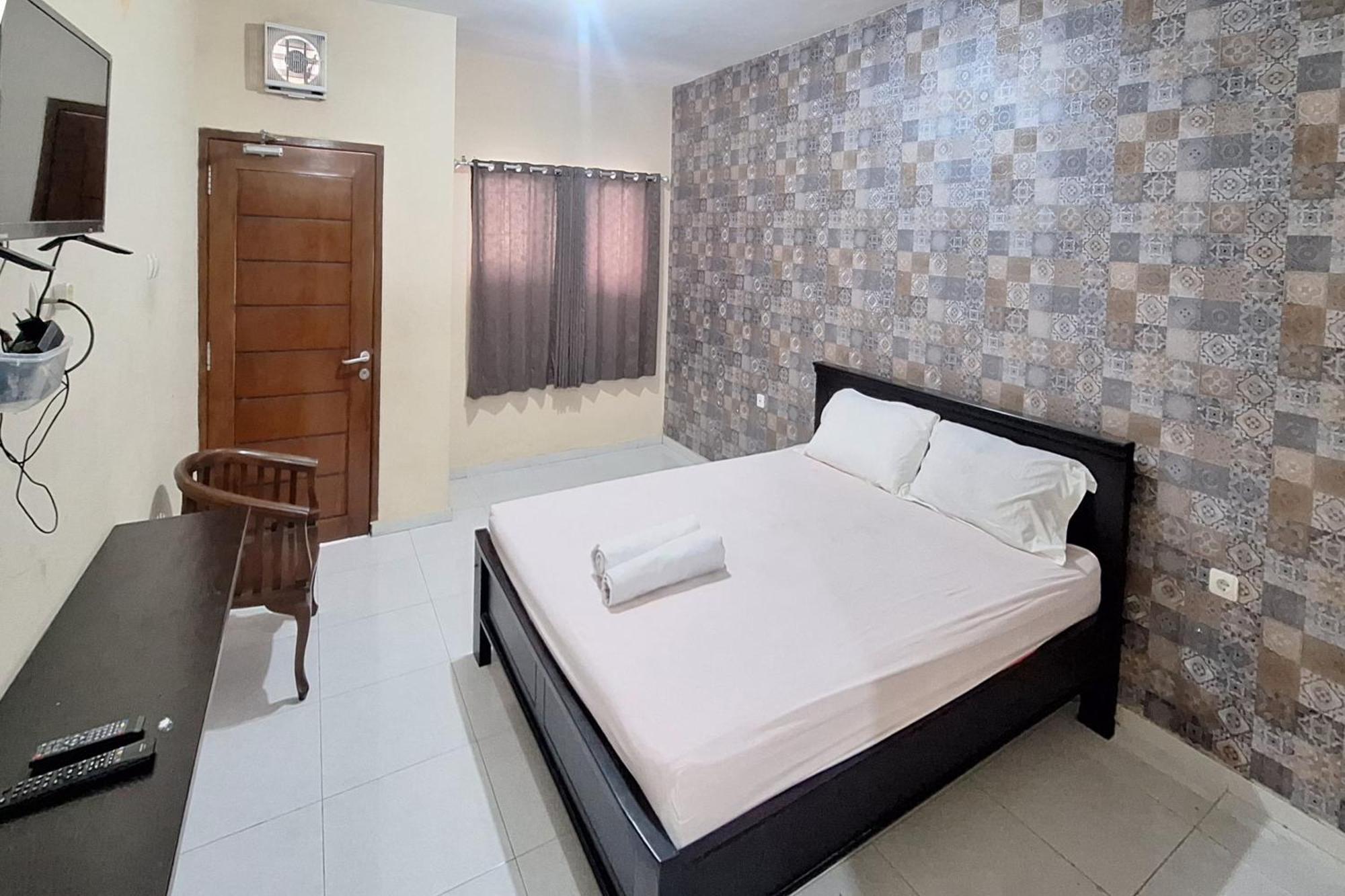 Villa Bukit Bunga Syariah Redpartner Pacet Mojokerto Luaran gambar