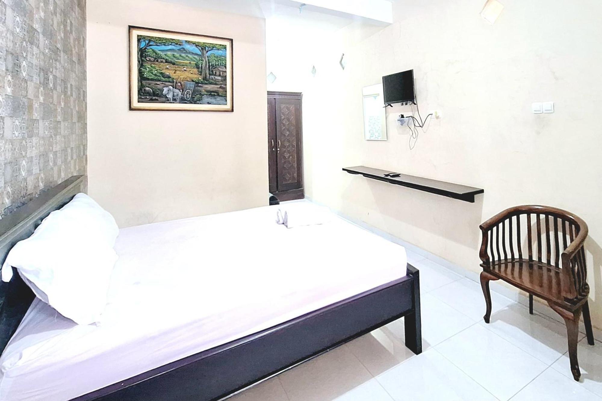 Villa Bukit Bunga Syariah Redpartner Pacet Mojokerto Luaran gambar