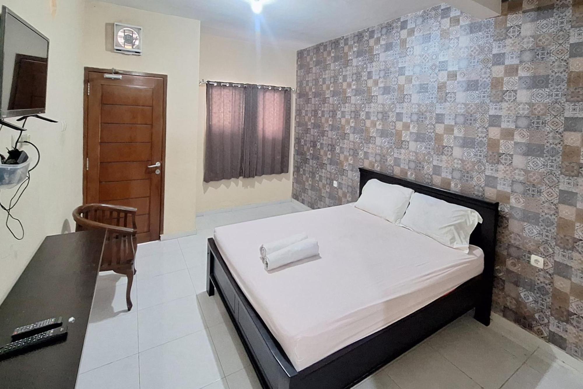 Villa Bukit Bunga Syariah Redpartner Pacet Mojokerto Luaran gambar