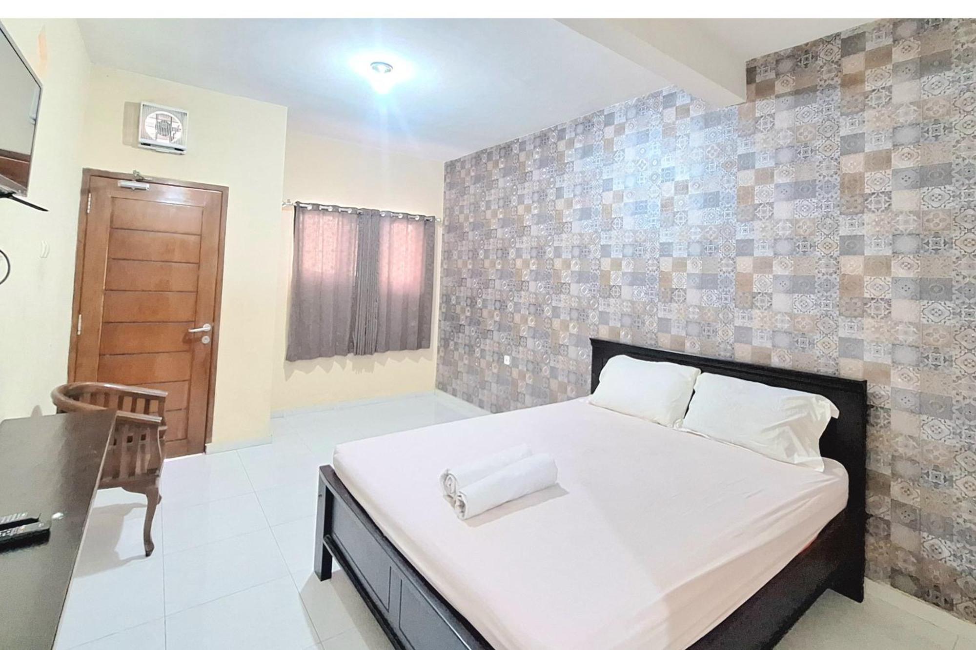 Villa Bukit Bunga Syariah Redpartner Pacet Mojokerto Luaran gambar